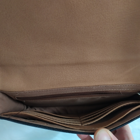 Bah Roots - Picture 3 of 4